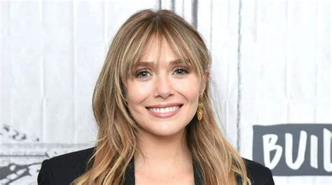 elizabeth olsen fisico|Elizabeth Olsen Body Measurements Bra Size Height。